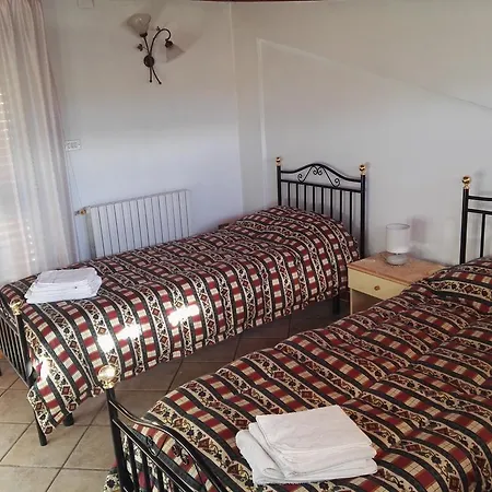 B&B La Magnolia Sulmona Exterior photo